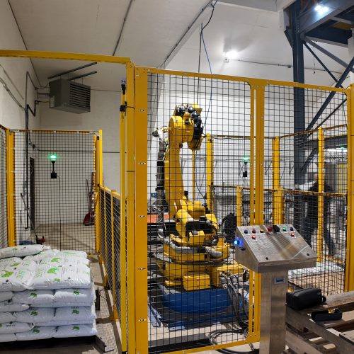 ROBOTIC PALLETIZING CELL - Northtech Automation